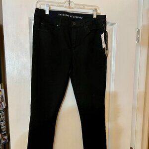 Women's Black Jeans - Size 30 - New with Tags